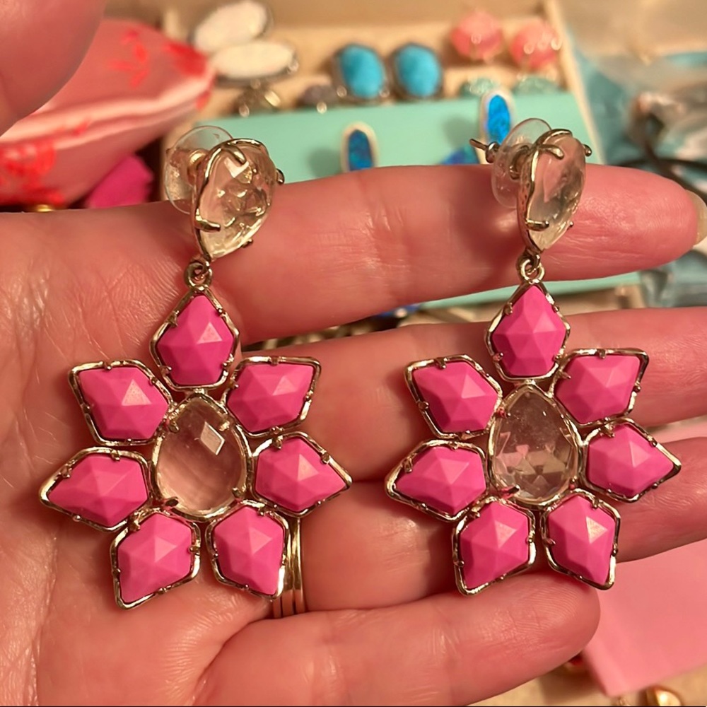 Kendra Scott Greta earrings